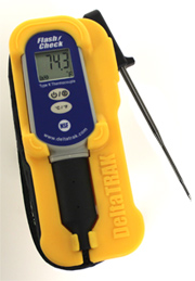 �c�FlashCheck ���֟��ż�ض�Ӌ�׼� ����̽�^